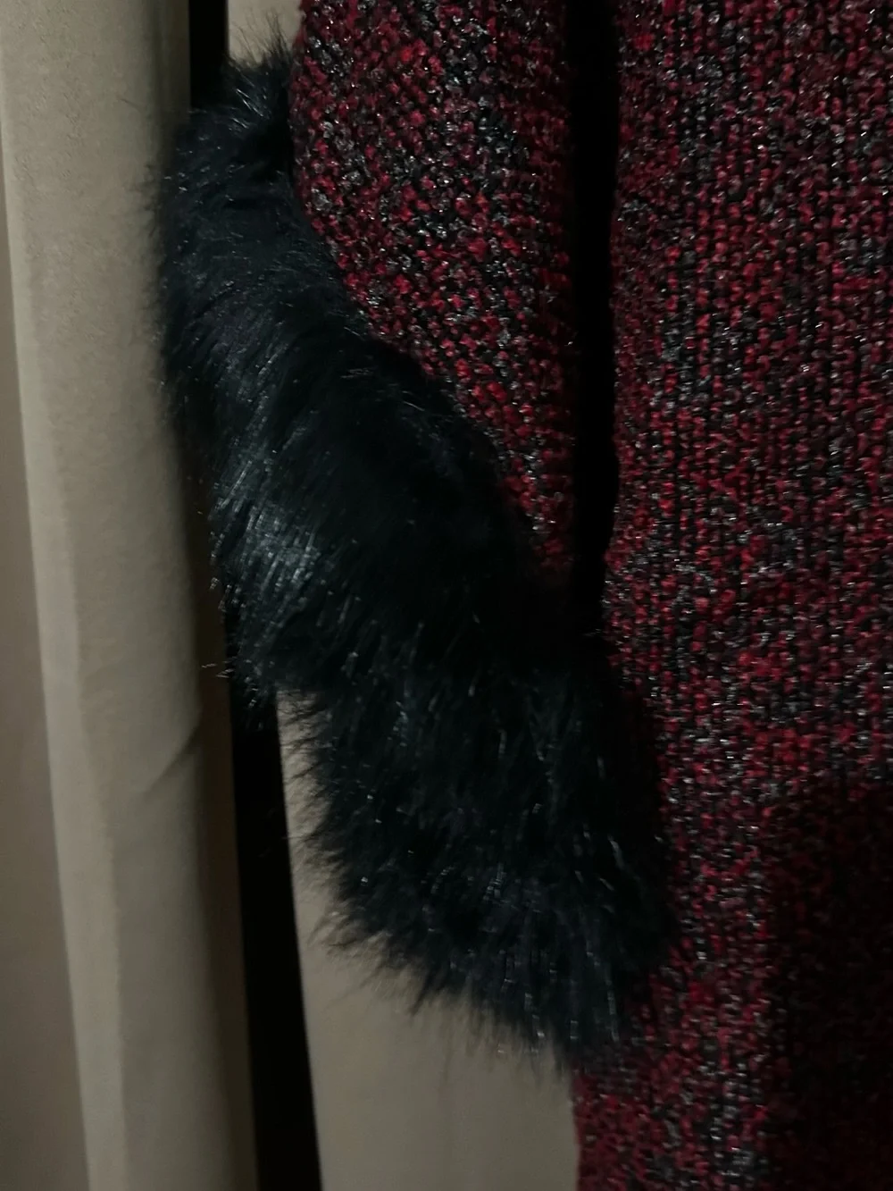 Source Unknown Burgundy Knit Poncho with Black Faux Fur Cuffs